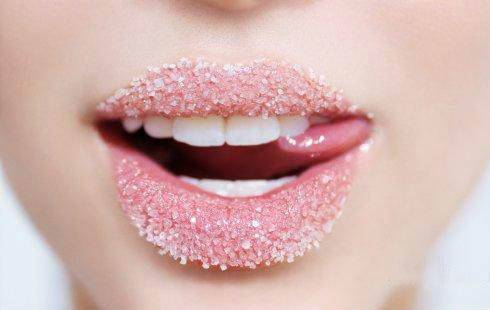 lip scrub