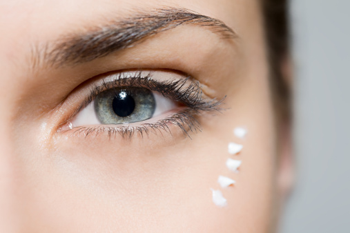 Eye cream for under eye dark circles