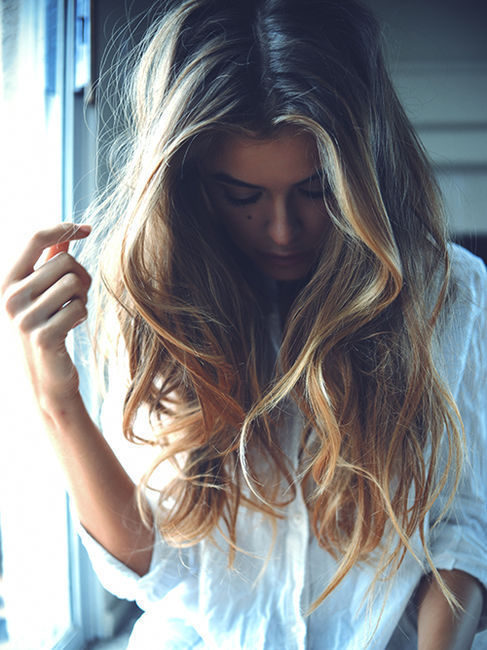Bed Head: How To Tame Messy Morning Hair