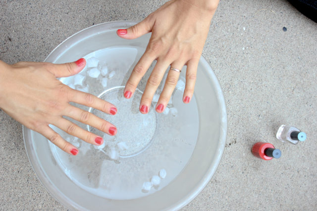 Dipping nails in ice water