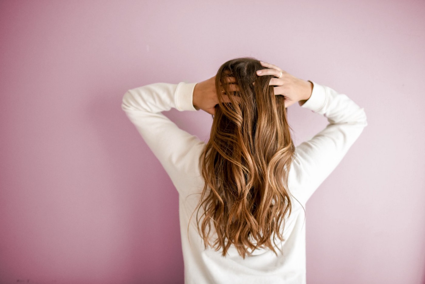 How to Go Longer without Washing Your Hair