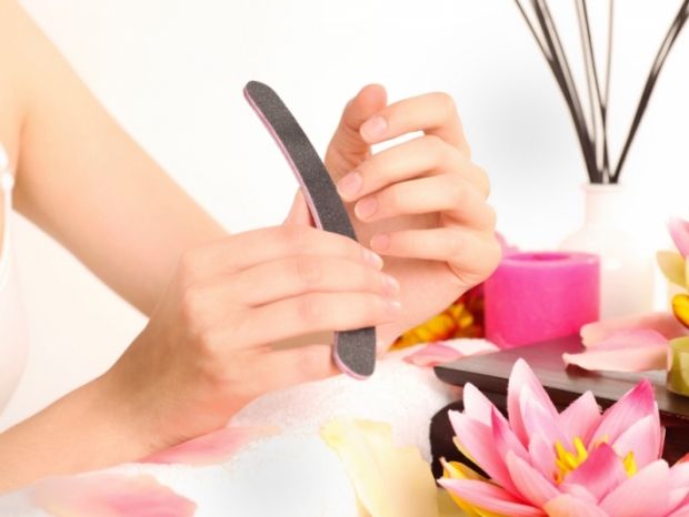 Easy DIY Manicure: How to Give Yourself a Manicure at Home